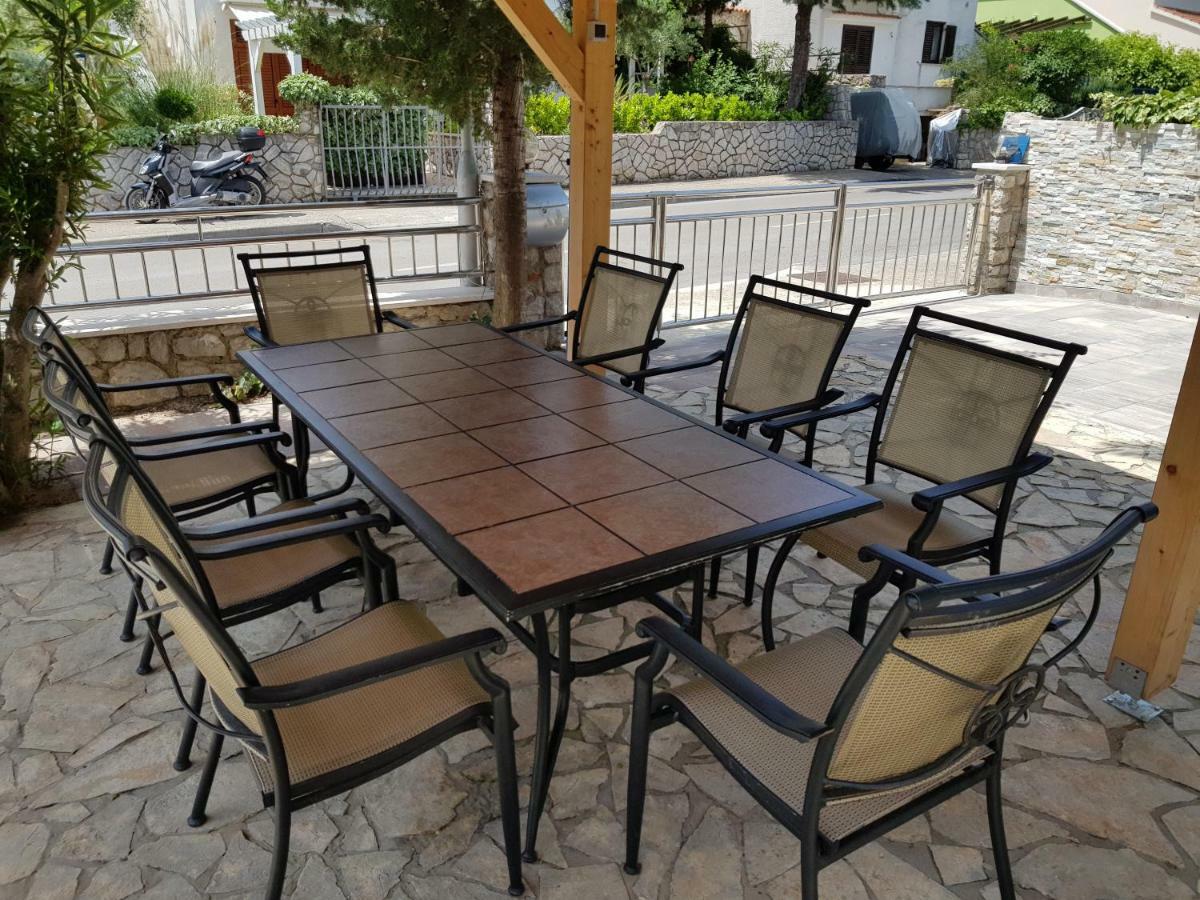 Apartments Vila Tisa مالي لوشينغْ المظهر الخارجي الصورة
